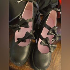 Dolls Kill platform